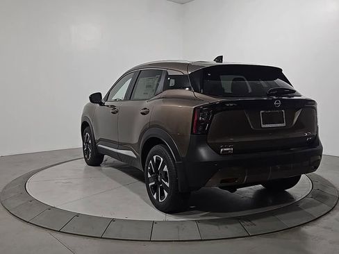 New 2026 Nissan Kicks SV image 3