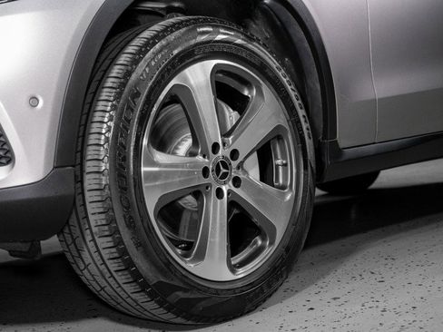 Certified 2022 Mercedes-Benz GLC 300 4MATIC image 29