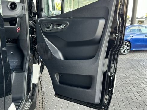 New 2024 Mercedes-Benz Sprinter 3500 image 27