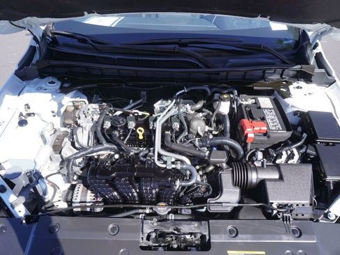 Certified 2025 Nissan Altima 2.5 SV FWD image 7