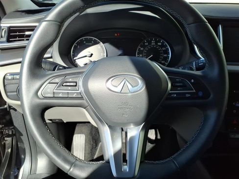 Used 2025 INFINITI QX50 Luxe image 8