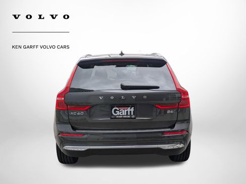 Used 2023 Volvo XC60 B6 Ultimate w/ Climate Package AWD/4WD image 4