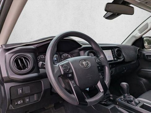 Used 2022 Toyota Tacoma SR AWD/4WD image 5