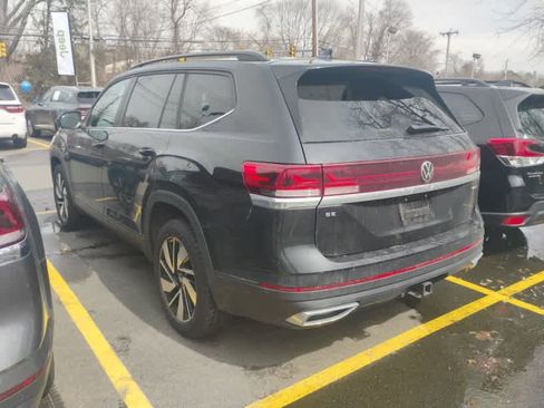 Used 2024 Volkswagen Atlas SE image 5