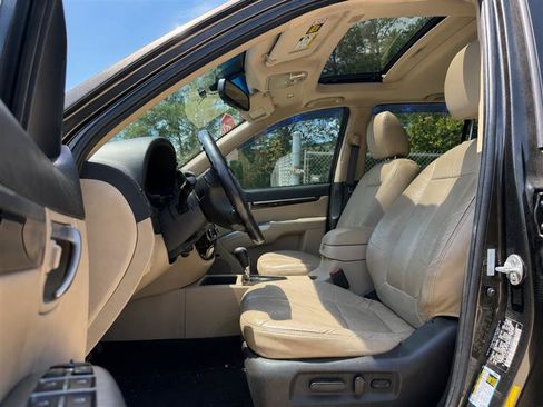 Used 2011 Hyundai Santa Fe Limited w/ Navigation Pkg 4 AWD/4WD image 12