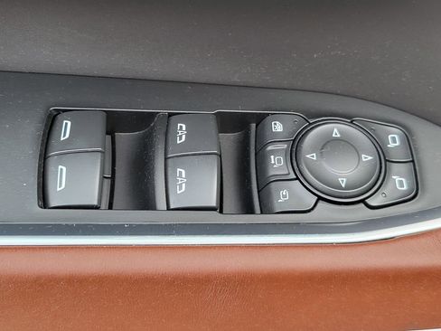 Used 2024 GMC Sierra 2500 Denali Ultimate w/ Max Trailering Package image 25