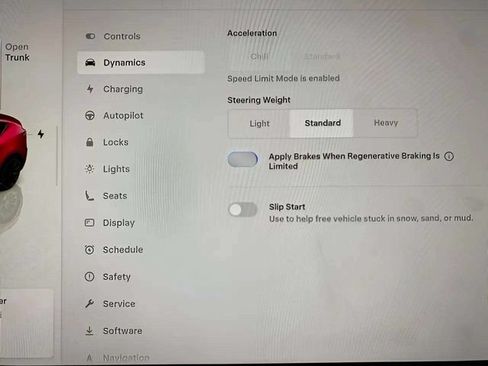 Used 2024 Tesla Model Y 2WD image 66