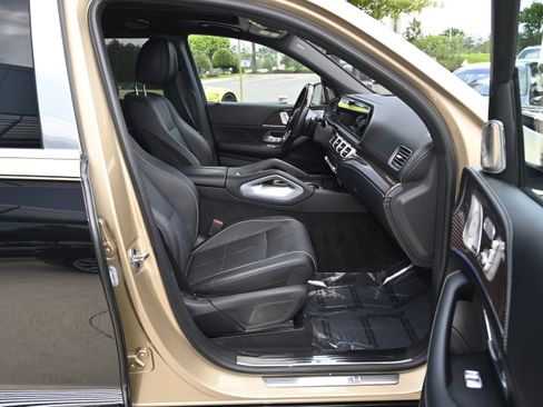 Used 2023 Mercedes-Benz Maybach GLS 600 4MATIC image 62