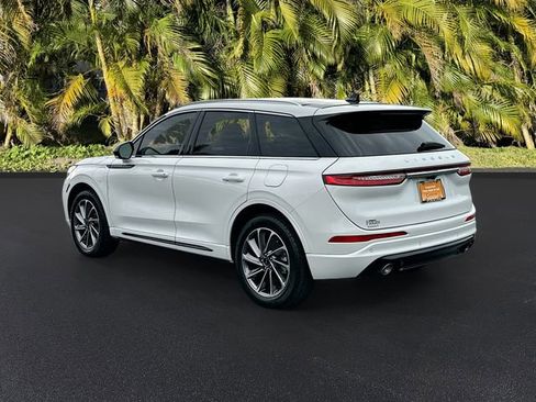 Used 2024 Lincoln Corsair Grand Touring image 7