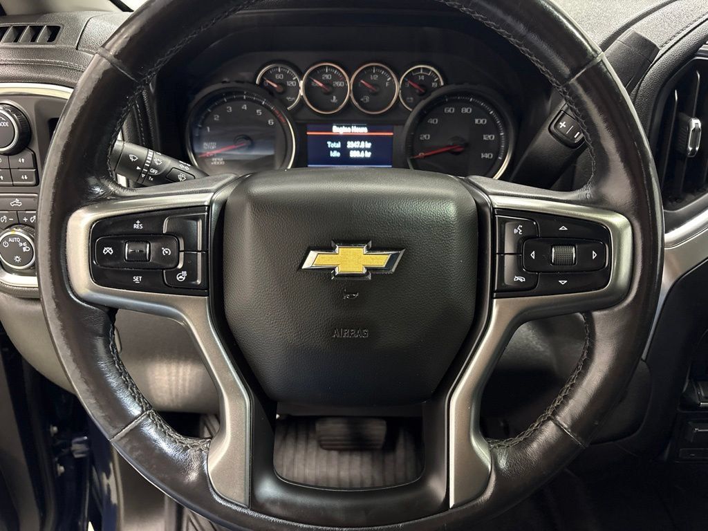 Used 2020 Chevrolet Silverado 1500 LT w/ All-Star Edition AWD/4WD image 24