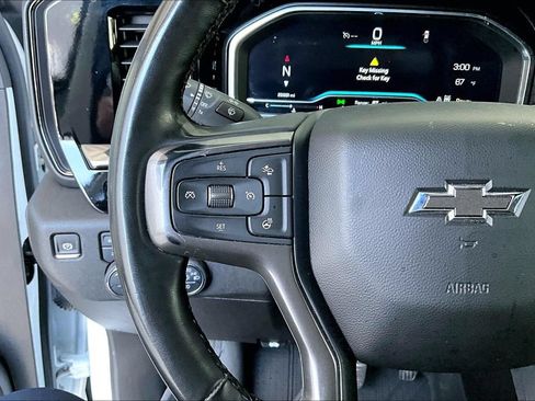 Used 2024 Chevrolet Silverado 2500 ZR2 w/ Technology Package AWD/4WD image 7