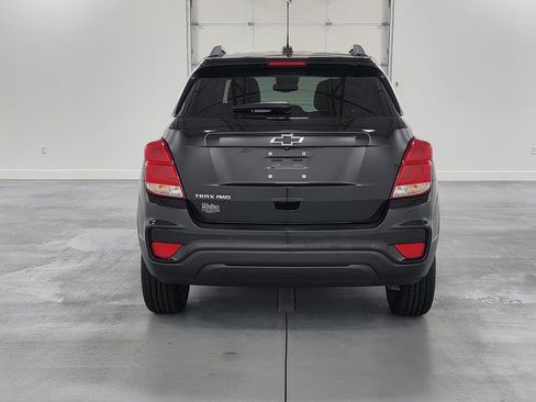Used 2022 Chevrolet Trax LT w/ Driver Confidence Package image 8