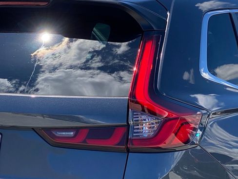 Used 2024 Honda CR-V Sport image 6