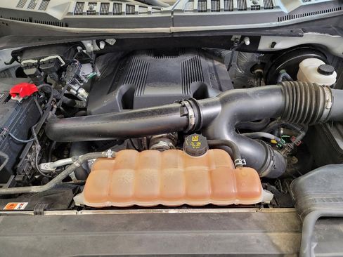 Used 2018 Ford F150 XL w/ Equipment Group 101A Mid RWD image 30