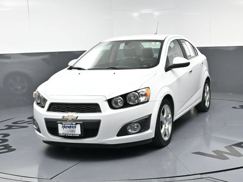 Used 2015 Chevrolet Sonic LTZ FWD image 11