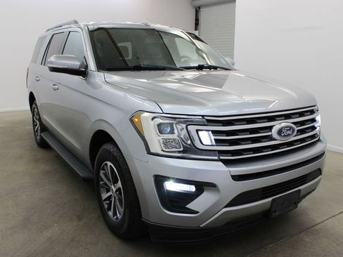 Used 2020 Ford Expedition XLT w/ Equipment Group 201A image 5