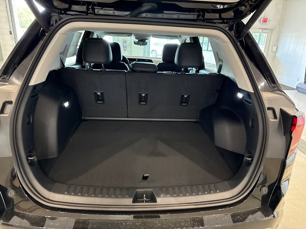 New 2027 GMC Terrain Denali AWD/4WD image 17