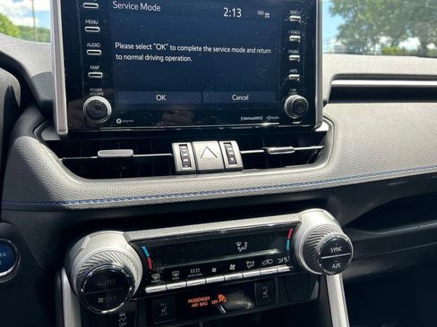 Certified 2021 Toyota RAV4 XSE w/ XSE Grade Weather Package AWD/4WD image 19
