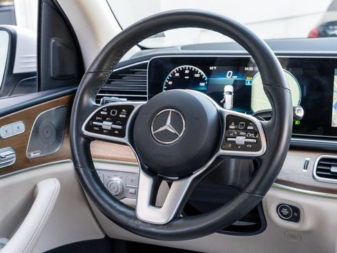 Used 2022 Mercedes-Benz GLS 450 4MATIC image 28