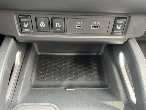 New 2026 Nissan Frontier SV w/ All-Weather Content Package AWD/4WD image 7