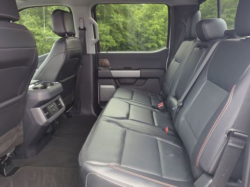 Certified 2024 Ford F250 Lariat w/ Lariat Ultimate Package AWD/4WD image 12