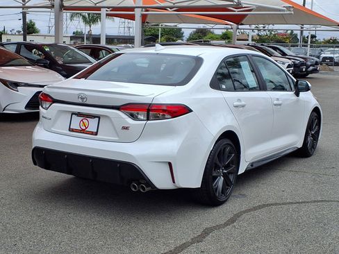 Certified 2025 Toyota Corolla SE w/ Convenience Package FWD image 4