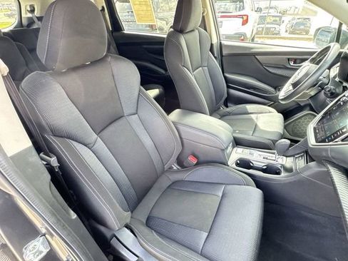 Used 2025 Subaru Ascent Premium AWD/4WD image 27