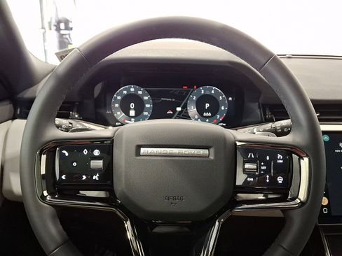 Certified 2026 Land Rover Range Rover Evoque S AWD/4WD image 19