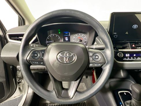 Used 2024 Toyota Corolla LE FWD image 17