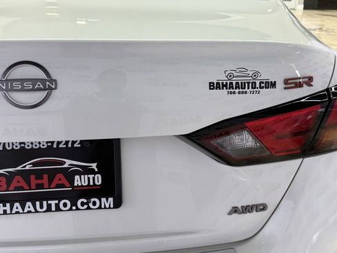Used 2023 Nissan Altima 2.5 SR w/ SR Premium Package AWD/4WD image 10