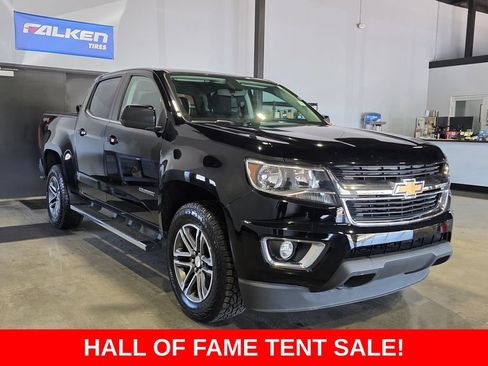 Used 2020 Chevrolet Colorado LT w/ LT Convenience Package AWD/4WD image 3
