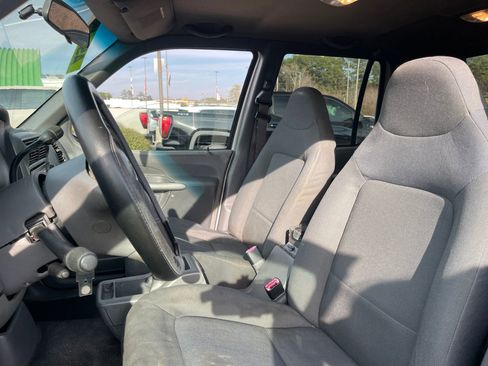 Used 2002 Ford Explorer Sport Trac 2WD image 13