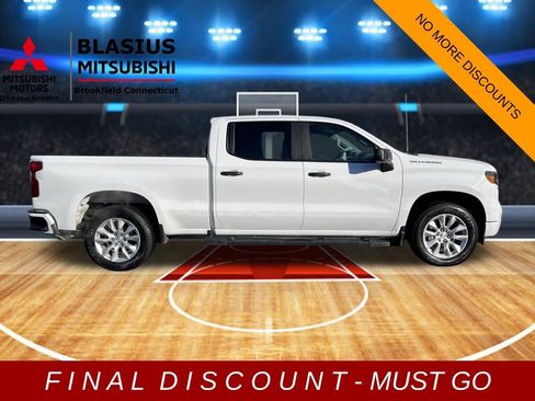 Used 2023 Chevrolet Silverado 1500 Custom image 6