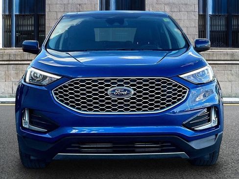 Used 2024 Ford Edge SEL w/ Convenience Package AWD/4WD image 3