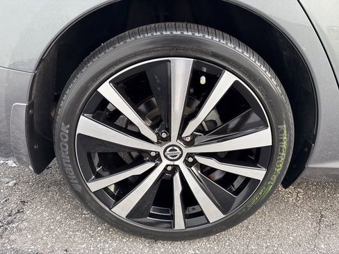 Used 2019 Nissan Altima 2.5 SR image 9