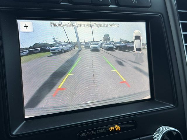 Used 2019 Ford Expedition XLT w/ Equipment Group 202A RWD image 30