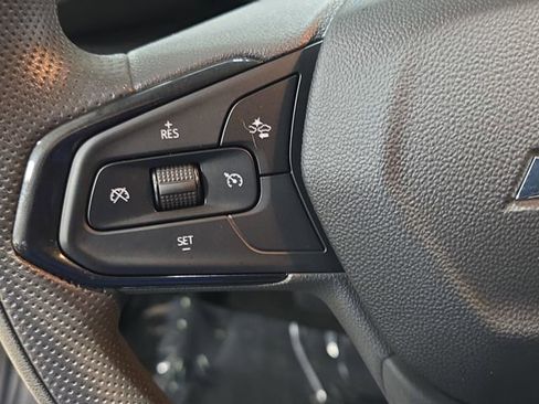 Used 2023 Chevrolet TrailBlazer LT FWD image 18