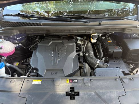 Used 2026 Kia Carnival FWD image 35