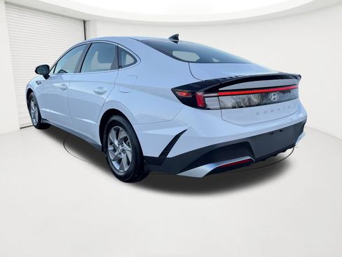 Certified 2025 Hyundai Sonata SE FWD image 5
