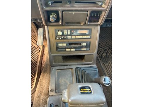 Used 1987 Mitsubishi Montero RWD image 5