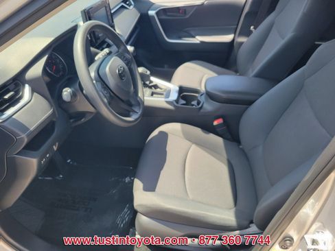 Used 2019 Toyota RAV4 LE w/ All Weather Liner Package FWD image 10