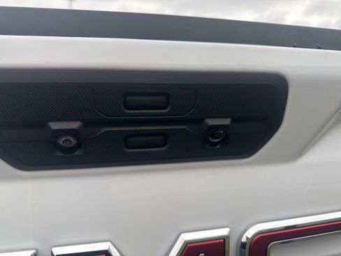 Used 2021 GMC Sierra 1500 AT4 AWD/4WD image 22