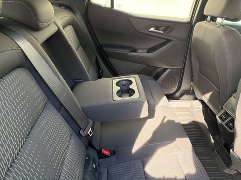 Used 2026 Chevrolet Equinox LT w/ LPO, Floor Liner Package FWD image 23