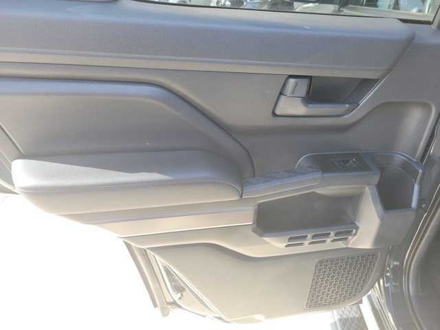 Used 2026 Toyota 4Runner SR5 AWD/4WD image 11