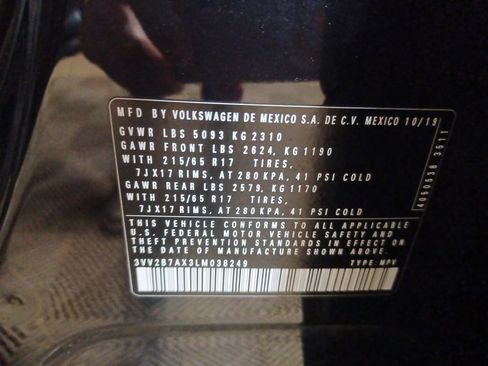 Used 2020 Volkswagen Tiguan SE w/ Panoramic Sunroof Package image 26