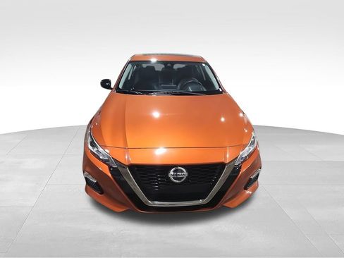 Used 2021 Nissan Altima 2.0 SR FWD image 3