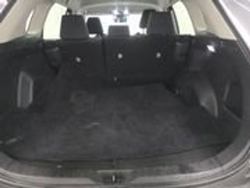 Used 2022 Toyota RAV4 LE FWD image 11