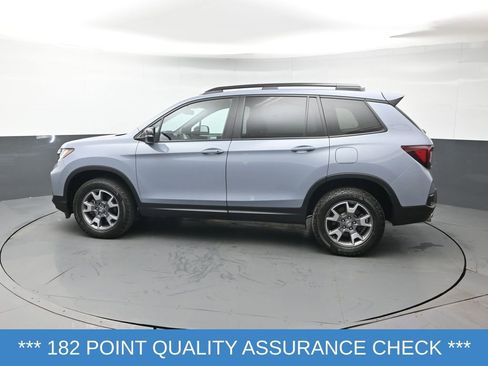 Used 2023 Honda Passport TrailSport image 4