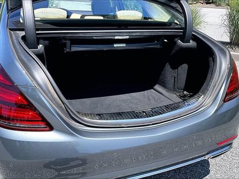 Certified 2020 Mercedes-Benz S 560 4MATIC Sedan image 18