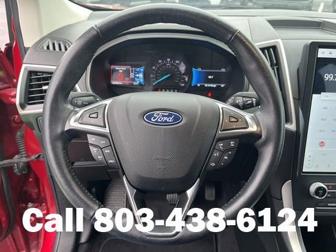 Used 2023 Ford Edge SEL image 17